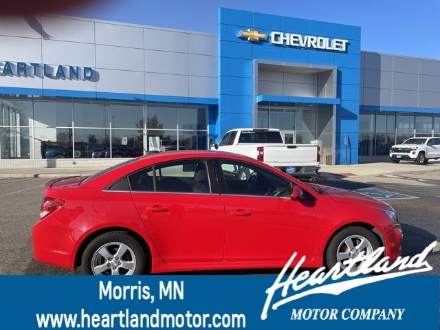 Used 2015 Chevrolet Cruze 1LT with VIN 1G1PC5SB7F7213375 for sale in Morris, Minnesota