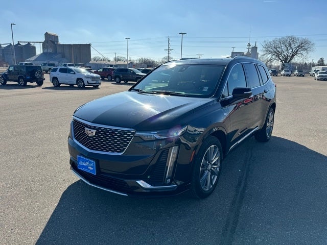 Used 2022 Cadillac XT6 Premium Luxury with VIN 1GYKPDRS6NZ107616 for sale in Morris, Minnesota