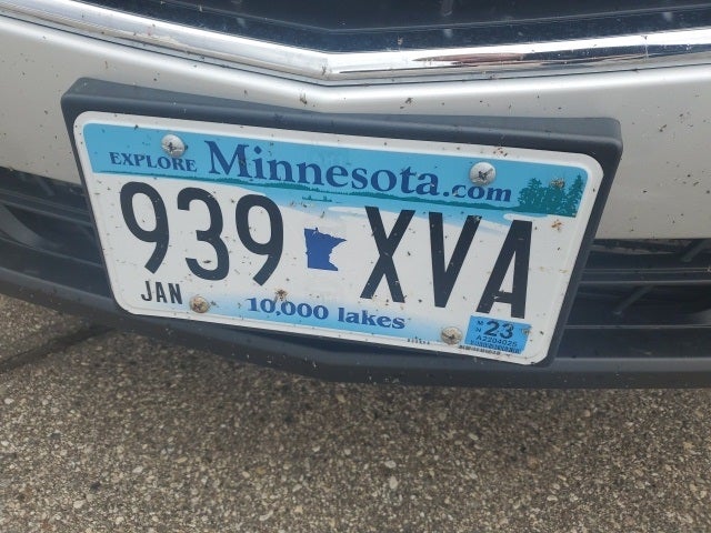 Used 2018 Chevrolet Equinox Premier with VIN 2GNAXVEVXJ6232171 for sale in Morris, Minnesota