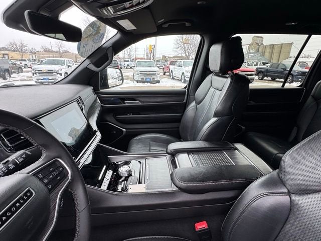 2023 Jeep Wagoneer L Series II