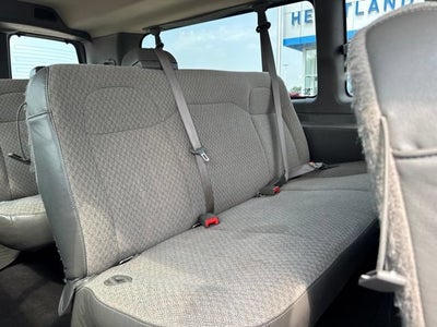 2025 Chevrolet Express Passenger 1LS