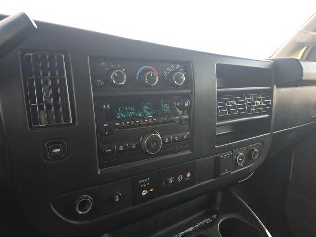 2017 Chevrolet Express Passenger 3500 LS