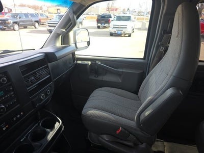 2017 Chevrolet Express Passenger 3500 LS