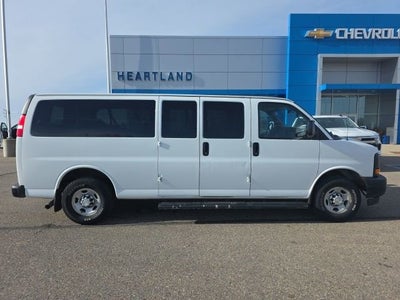 2017 Chevrolet Express Passenger 3500 LS