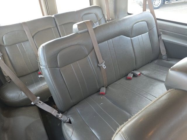 2017 Chevrolet Express Passenger 3500 LS