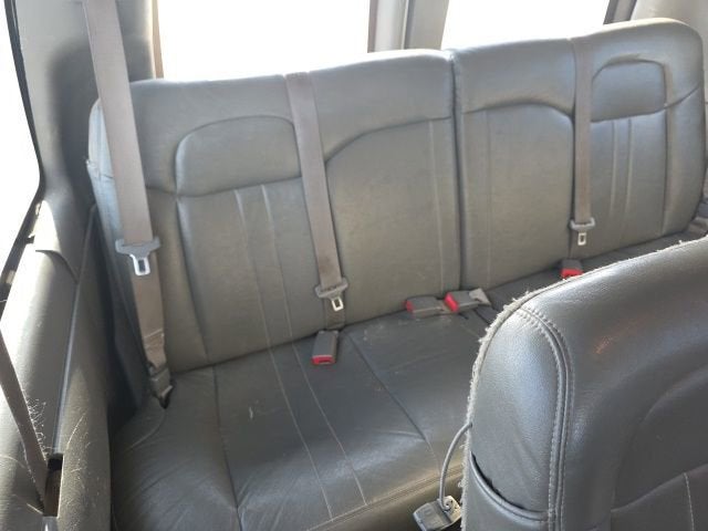 2017 Chevrolet Express Passenger 3500 LS