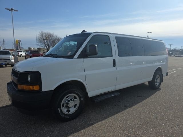 2017 Chevrolet Express Passenger 3500 LS