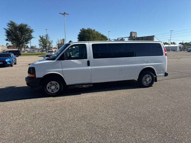2017 Chevrolet Express Passenger 3500 LS