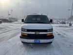 2025 Chevrolet Express Passenger 3500 1LT