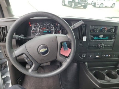 2020 Chevrolet Express Passenger 3500 1LT