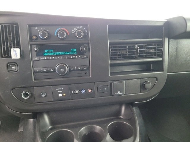 2020 Chevrolet Express Passenger 3500 1LT