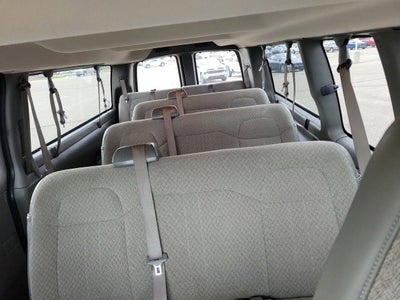 2020 Chevrolet Express Passenger 3500 1LT