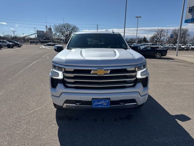 Used 2024 Chevrolet Silverado 1500 High Country with VIN 1GCUDJED6RZ307429 for sale in Morris, Minnesota