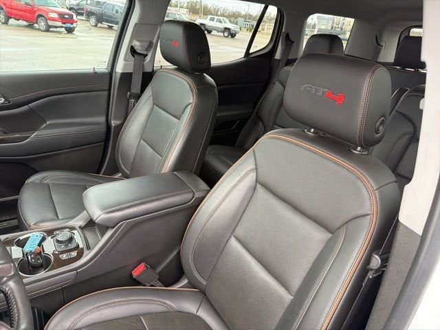 2021 GMC Acadia AT4