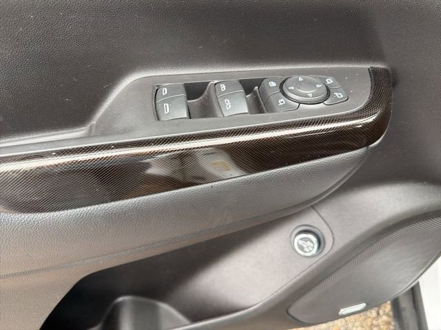 2021 GMC Acadia AT4