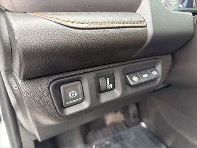 2021 GMC Acadia AT4