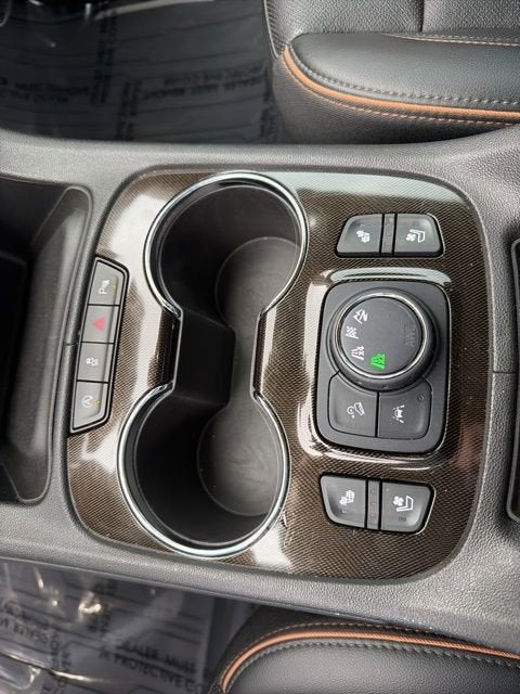 2021 GMC Acadia AT4