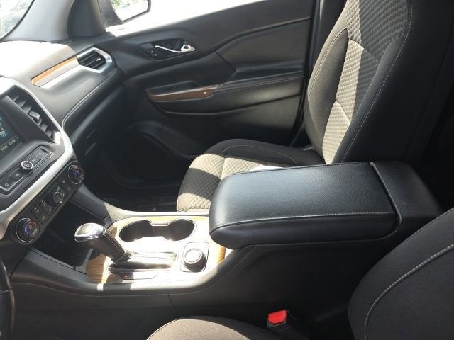 2018 GMC Acadia SLE