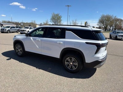 2024 Chevrolet Traverse LT