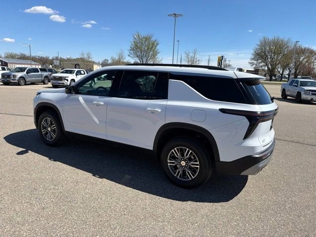 2024 Chevrolet Traverse LT