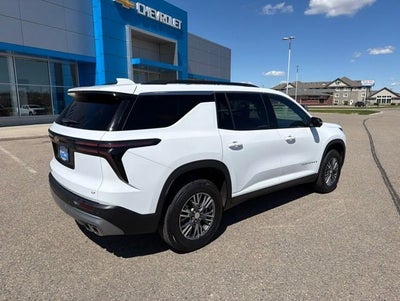 2024 Chevrolet Traverse LT