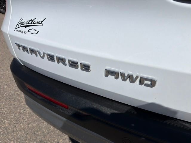2024 Chevrolet Traverse LT