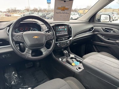2018 Chevrolet Traverse LT Cloth