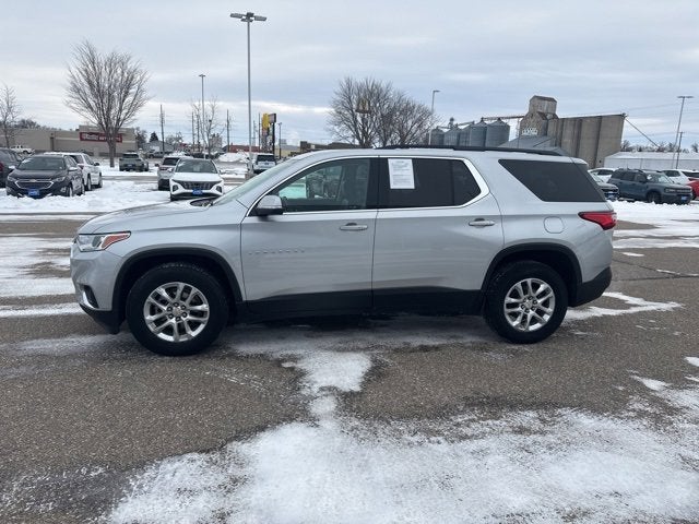 2021 Chevrolet Traverse LT Leather