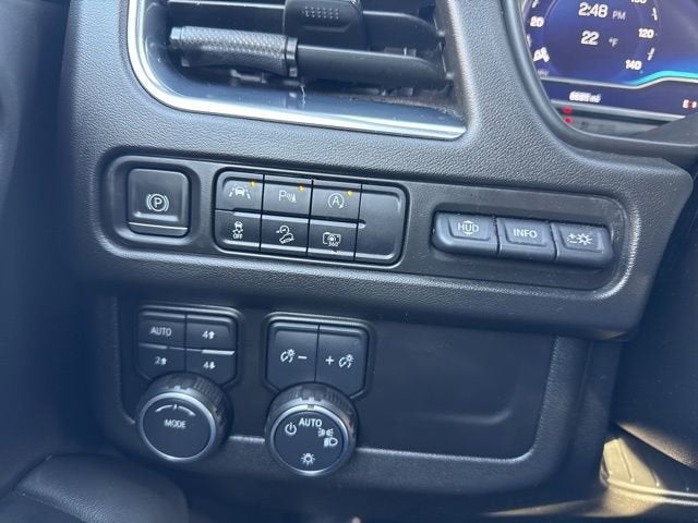 2023 Chevrolet Suburban High Country