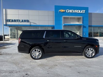 2023 Chevrolet Suburban High Country