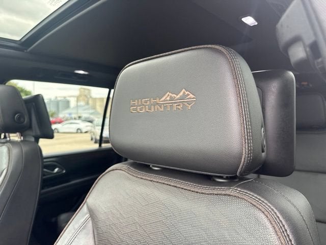 2021 Chevrolet Suburban High Country