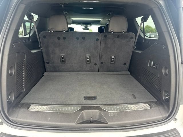 2021 Chevrolet Suburban High Country