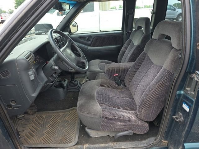 1997 GMC Sonoma SLS