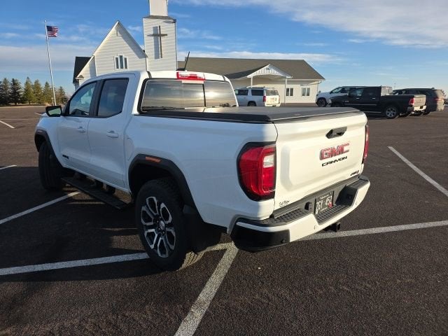 2024 GMC Canyon AT4