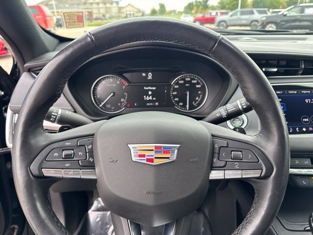 2023 Cadillac XT4 AWD Luxury