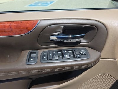2014 Chrysler Town & Country Touring