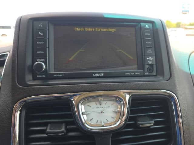 2014 Chrysler Town & Country Touring