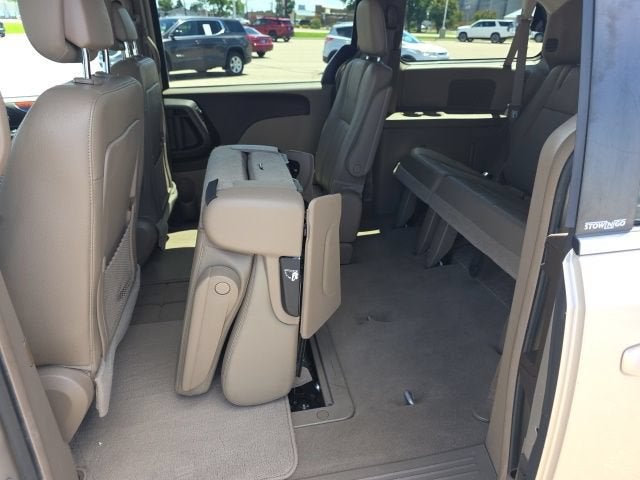 2014 Chrysler Town & Country Touring