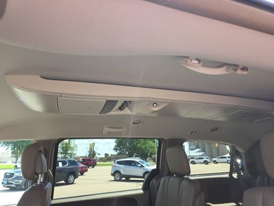 2014 Chrysler Town & Country Touring