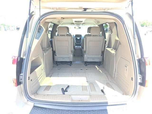 2014 Chrysler Town & Country Touring