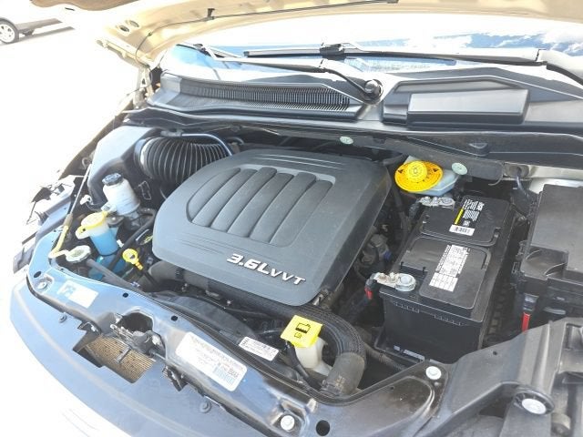 2014 Chrysler Town & Country Touring