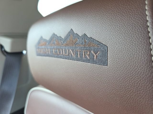2014 Chevrolet Silverado 1500 High Country