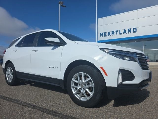 Used 2024 Chevrolet Equinox LT with VIN 3GNAXUEG0RL133880 for sale in Morris, Minnesota