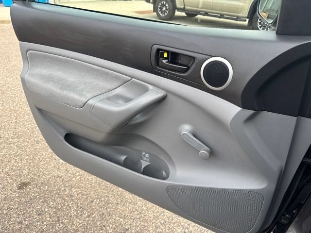 2011 Toyota Tacoma REGCAB