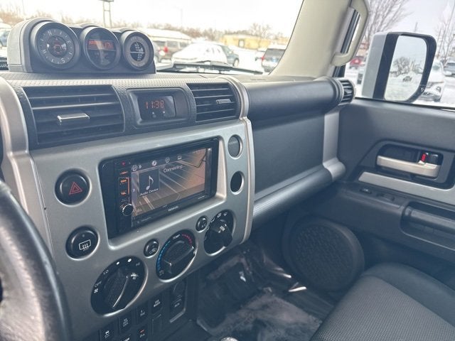 2010 Toyota FJ Cruiser SR