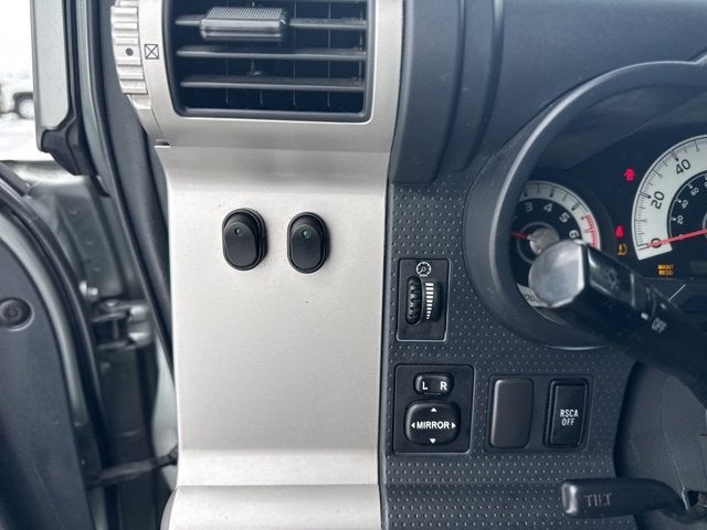 2010 Toyota FJ Cruiser SR